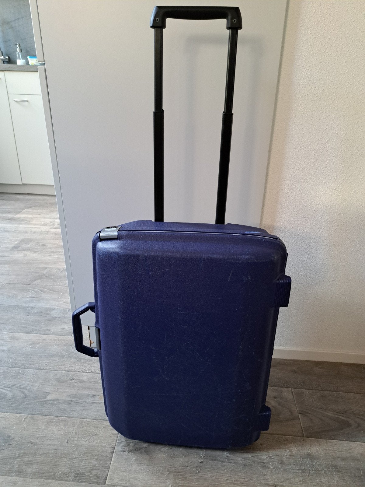 Samsonite koffer hard kunststof met wieltjes en slot, Ophalen, Gebruikt, 50 tot 60 cm, Hard kunststof