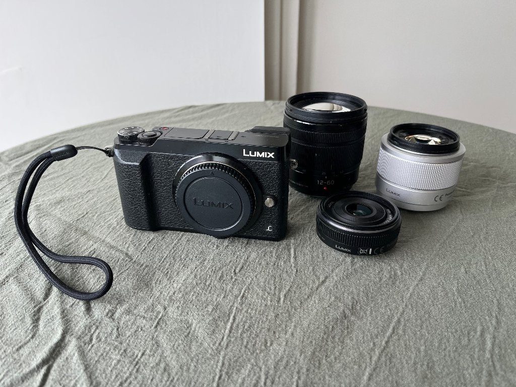 Panasonic Lumix DMC-GX80 met 3 lenzen, Audio, Tv en Foto, Fotocamera's Digitaal, Gebruikt, Panasonic, Lensdop, 16 megapixels