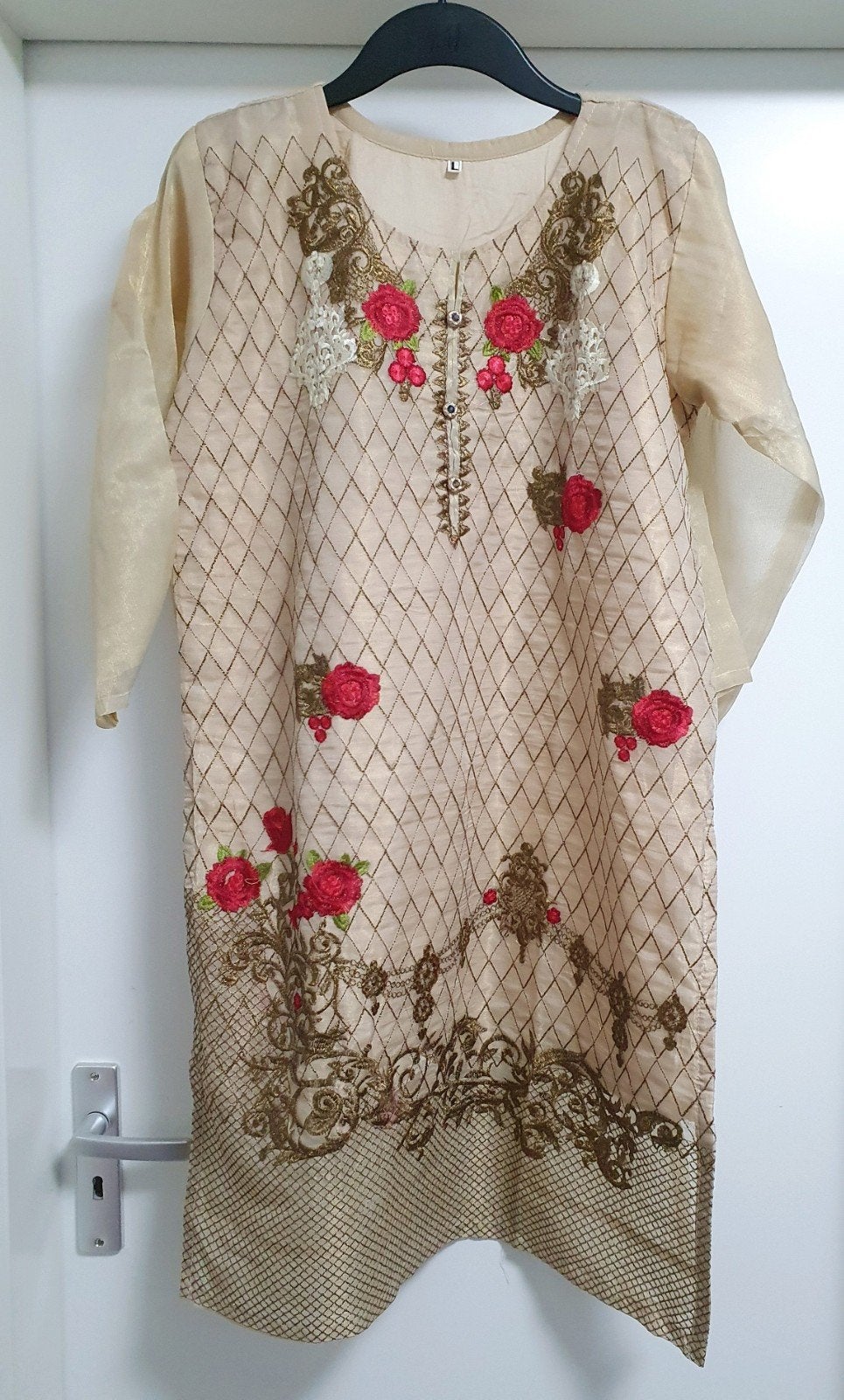Prachtige beige feest tuniek met borduursels - Maat L, Ophalen of Verzenden, Zo goed als nieuw, Maat 42/44 (L), Beige