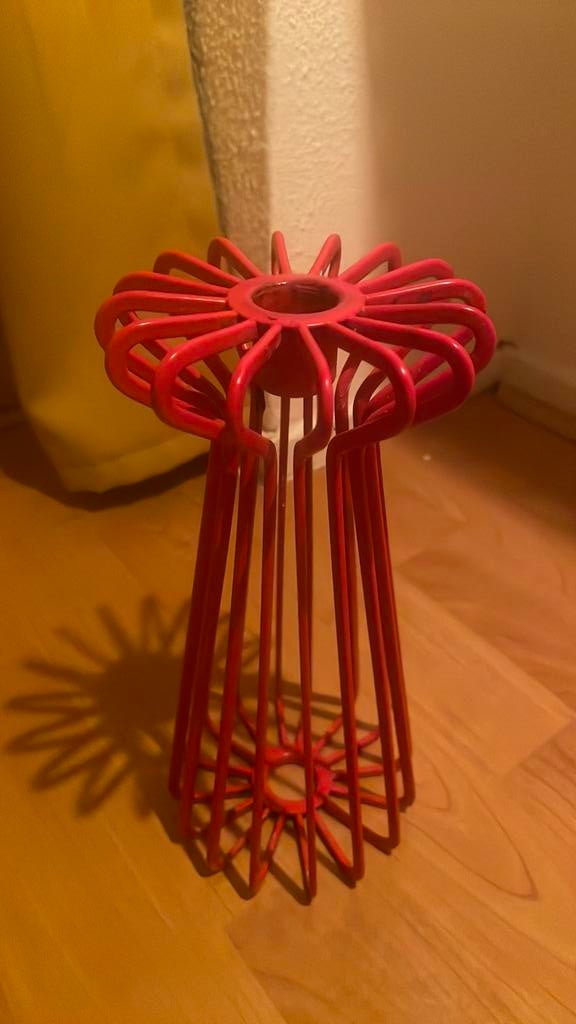 IKEA Tradig Kandelaar rood, Overige materialen, Ophalen of Verzenden, Zo goed als nieuw, Minder dan 25 cm