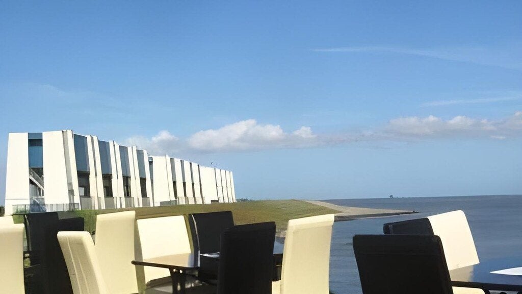 Hotel Waddengenot Pieterburen + ontbijt + wellness 2 pers., Tickets en Kaartjes