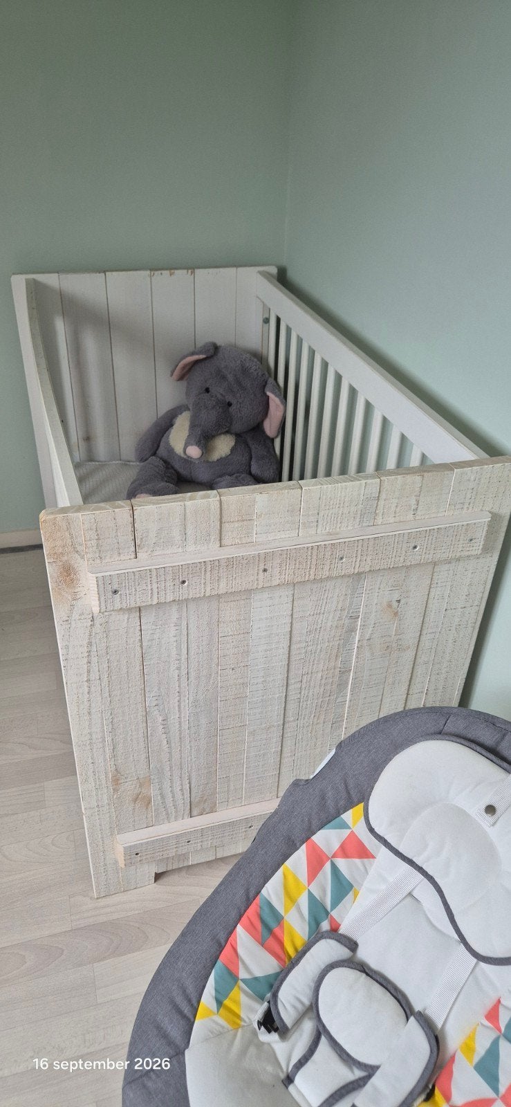 Set voor babykamer;  ledikant, commode en wandplank, Ophalen, Gebruikt, 50 tot 70 cm, 100 cm of meer