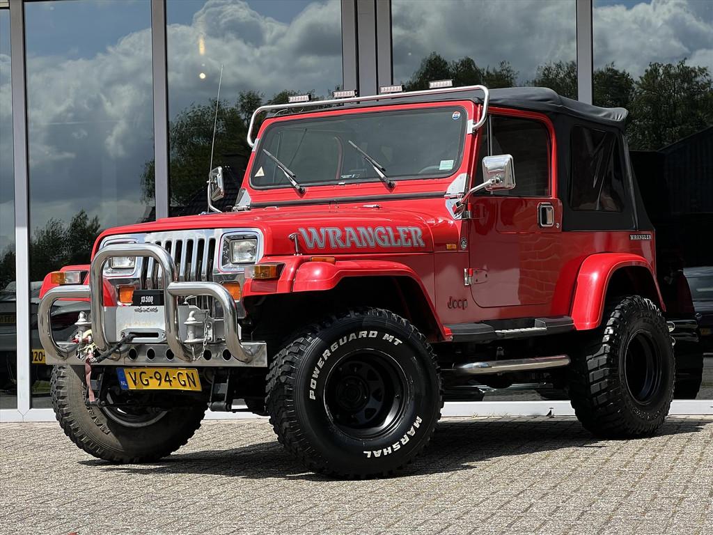 Jeep Wrangler 2.5 SOFTTOP 4X4 / Elektrische lier / Org NL /, Auto's, Jeep, Bedrijf, Te koop, Wrangler, Metallic lak, Radio, Trekhaak