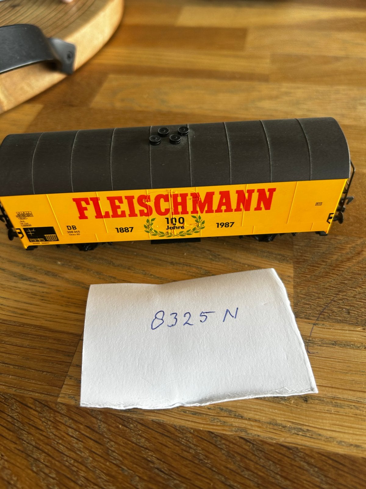 Fleischmann N-spoor Goederenwagon Jubileum 1987 (8325 N), Verzenden, Zo goed als nieuw, Wagon, Fleischmann