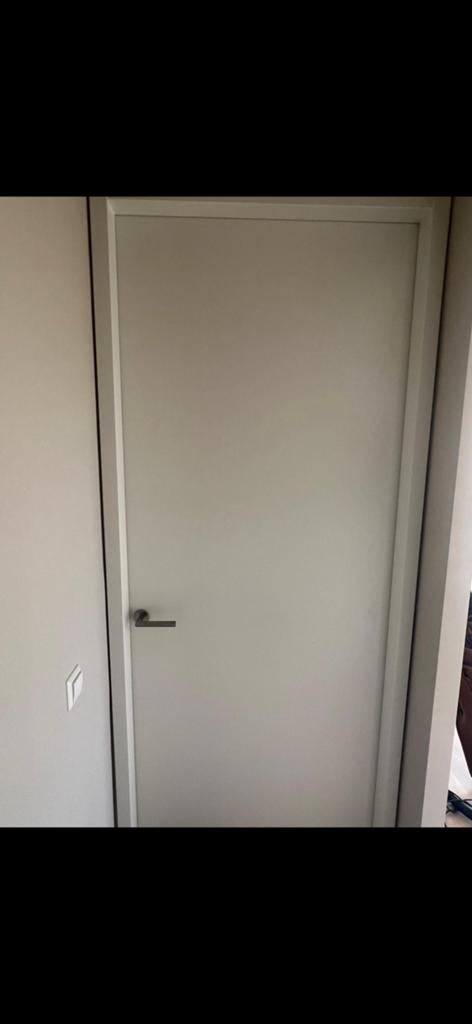 Nieuw: Berkvens binnendeur inclusief kozijn rechtsdraaiend, Deurkozijn, Nieuw, 225 cm of meer, Hout