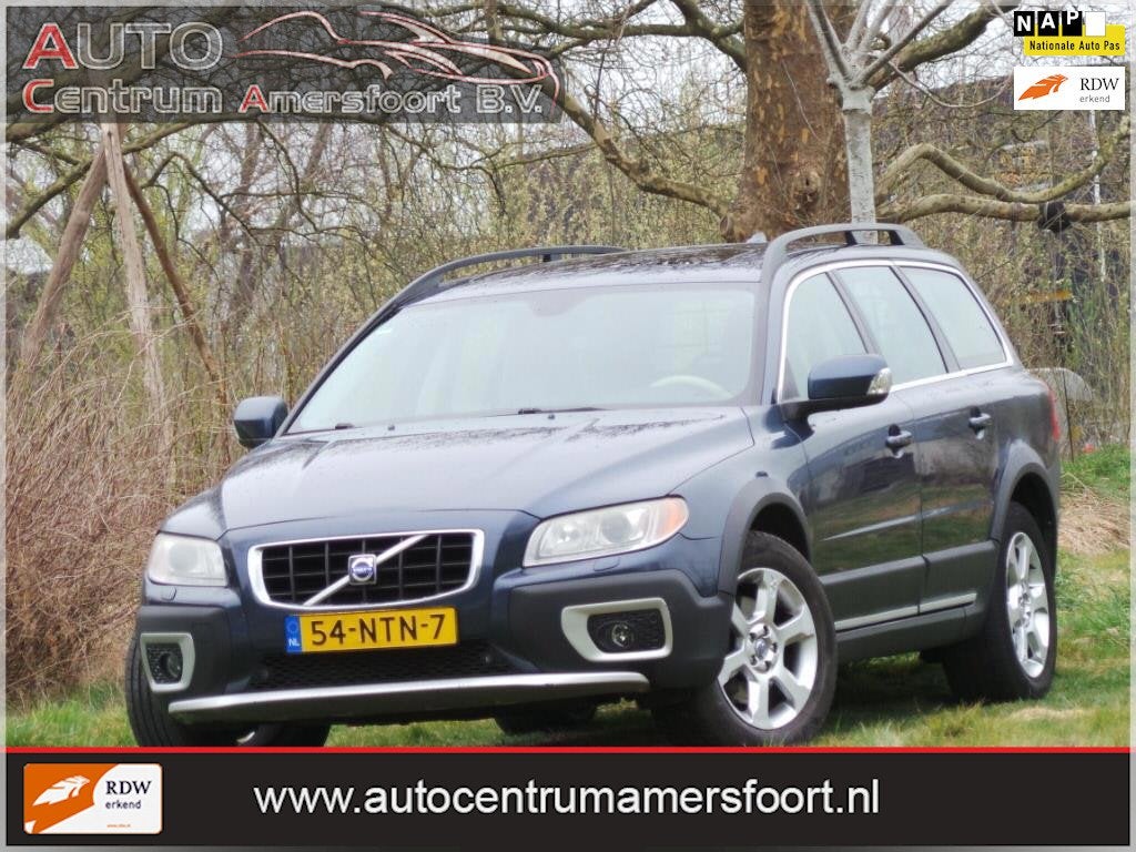 Volvo XC70 2.4 D5 Summum ( INRUIL MOGELIJK ), Dealer onderhouden, Gebruikt, 197 €/maand, Blauw