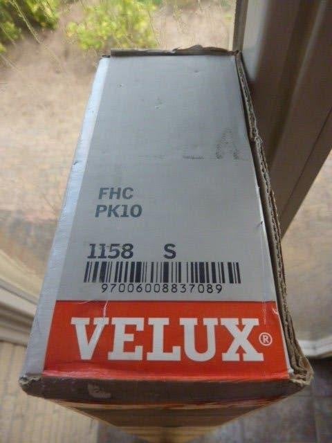Nieuwe Velux verduisterende plissé gordijnen / PK10 (94x160), Huis en Inrichting, Stoffering | Gordijnen en Lamellen, Verduisterend