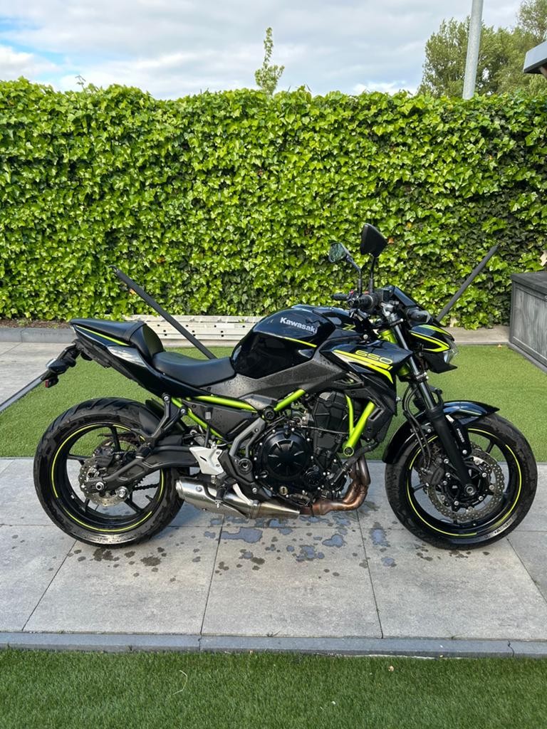 Kawasaki Z650 - bj 2020 - 8679km, Motoren, Motoren | Kawasaki, 2 cilinders, Gebruikt, Particulier, Meer dan 35 kW