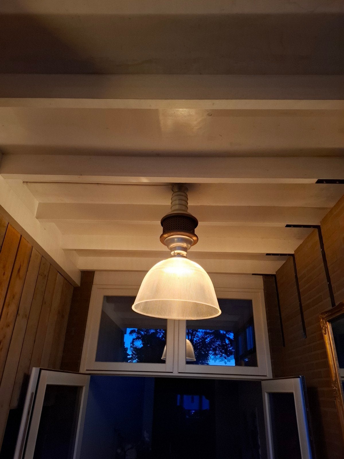 industriële lamp, Ophalen