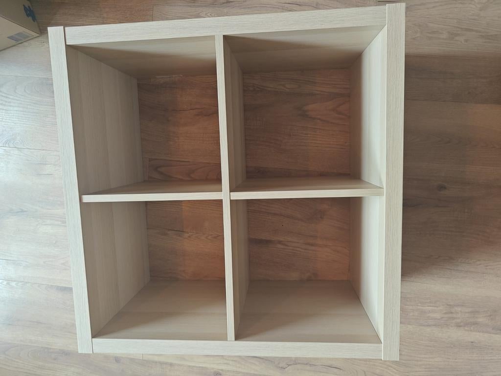 IKEA Kallax kast 77x77 cm - Eikenpatroon, Ophalen, Met plank(en), Gebruikt, Modern, Scandinavisch