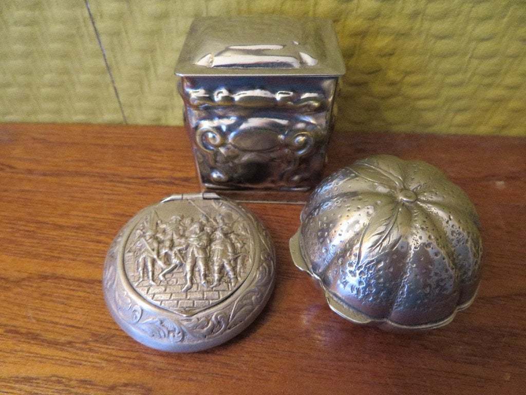 3 pillendoosjes, zilver en verzilverd, Ophalen of Verzenden
