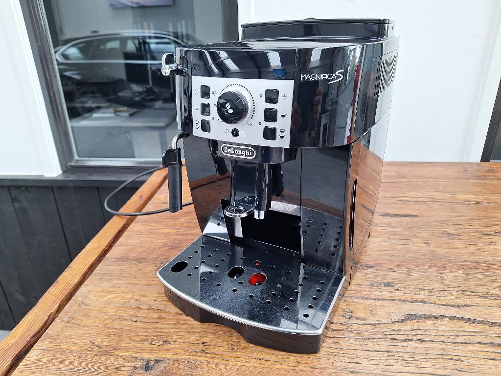 Koffie automaat Delonghi Ecam 20.110B, Ophalen, 10 kopjes of meer, Koffiemachine, Koffiebonen