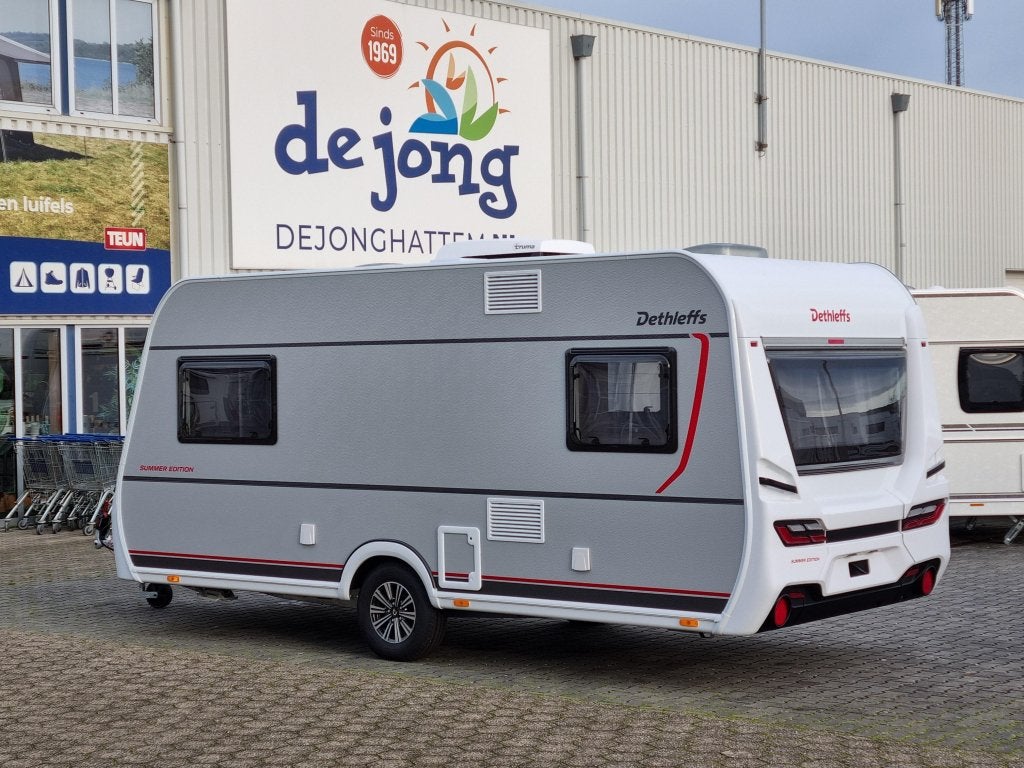 Dethleffs Summer Edition 460 EL Enkele bedden - Dakairco, Caravans en Kamperen, Caravans, Standaardzit, Bedrijf, 5 tot 6 meter