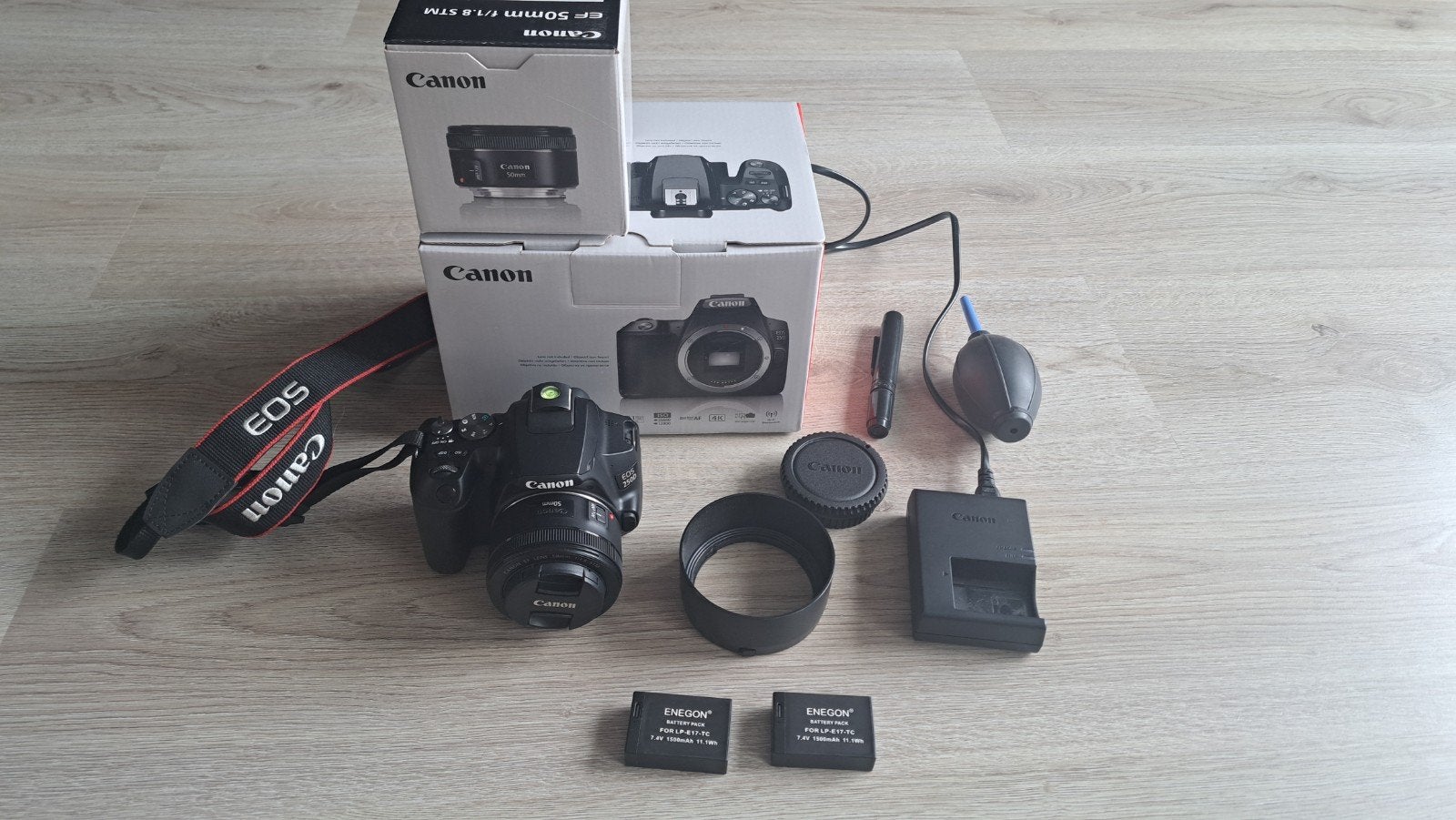 Canon EOS 250D + EF 50mm f/1.8 STM, Ophalen, Bluetooth, Spiegelreflex, Canon