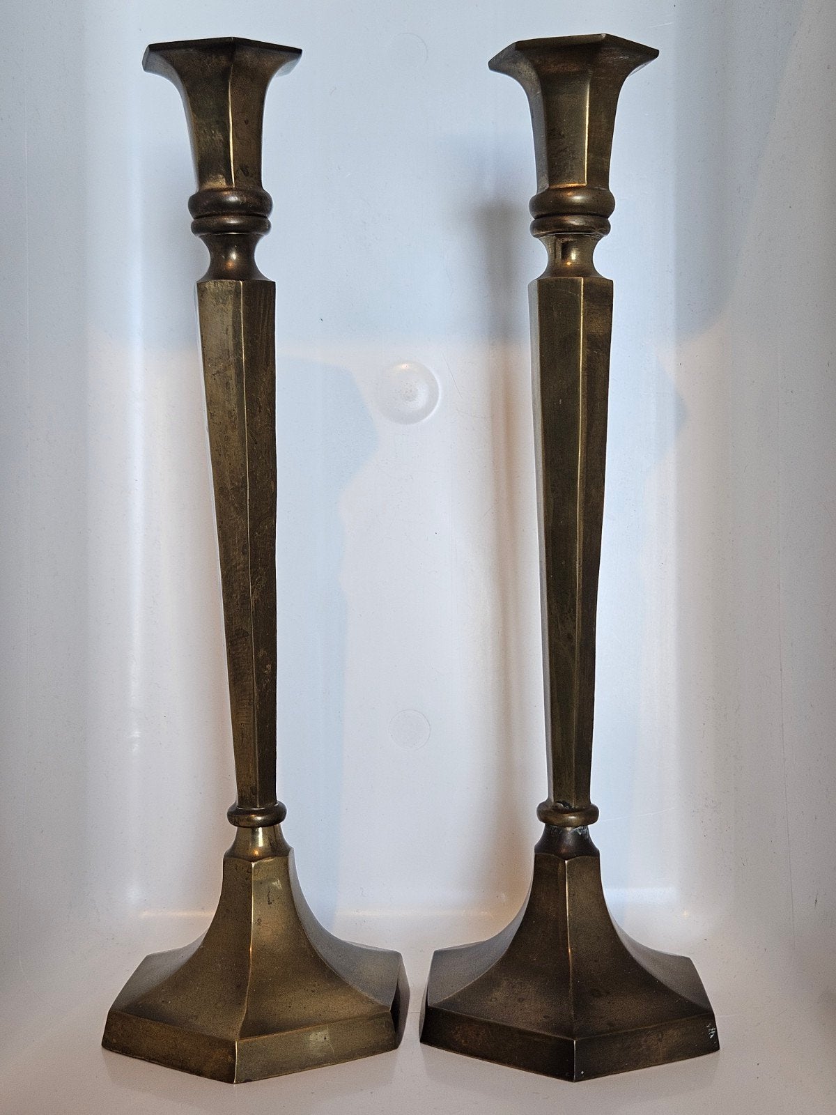 Set van 2 grote koperen vintage klassieke kandelaars, Verzenden, Koper of Brons