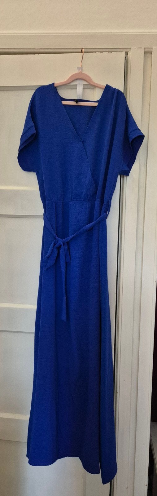 Maxi jurk met overslag en strikceintuur - Maat 38, Maat 38/40 (M), Blauw, Zo goed als nieuw, Onder de knie