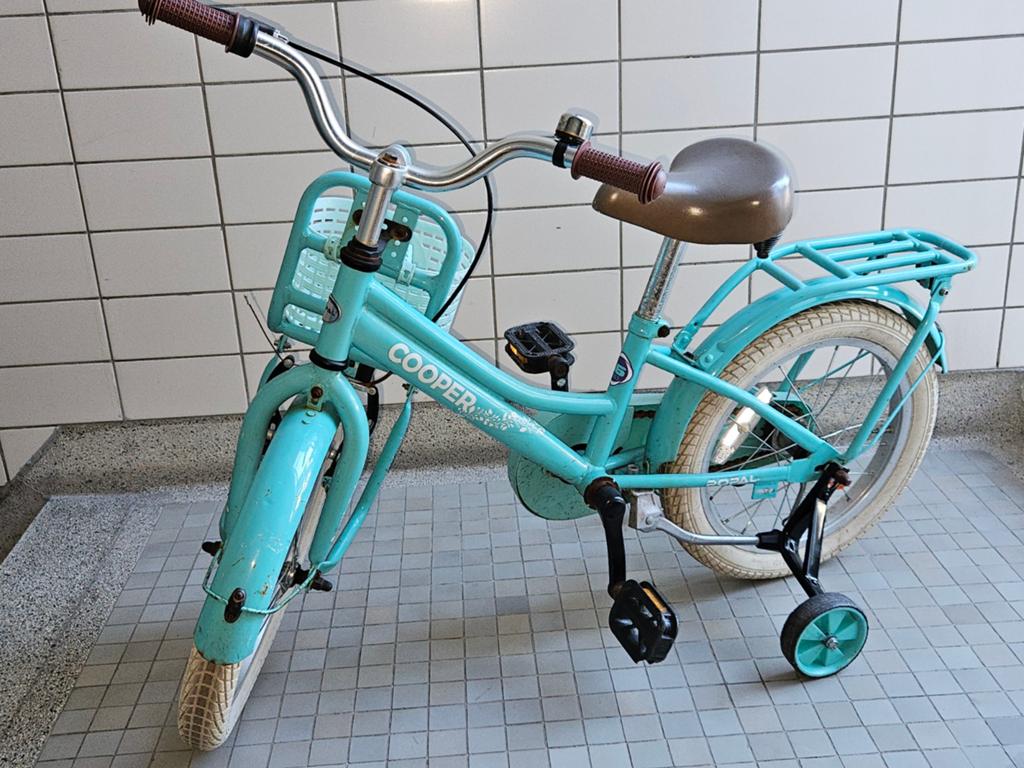 Kinderfiets Cooper Popal 16 inch met zijwieltjes, Fietsen en Brommers, Fietsen | Kinderfietsjes, Ophalen, Terugtraprem, Zijwieltjes