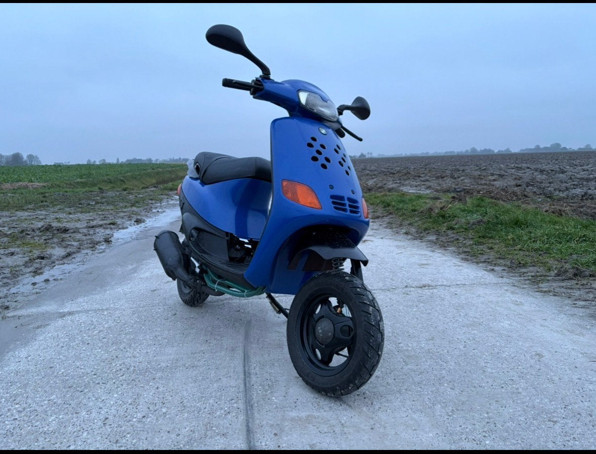 Zip type 3 125cc, Fietsen en Brommers, Ophalen, Zo goed als nieuw, Tweetakt
