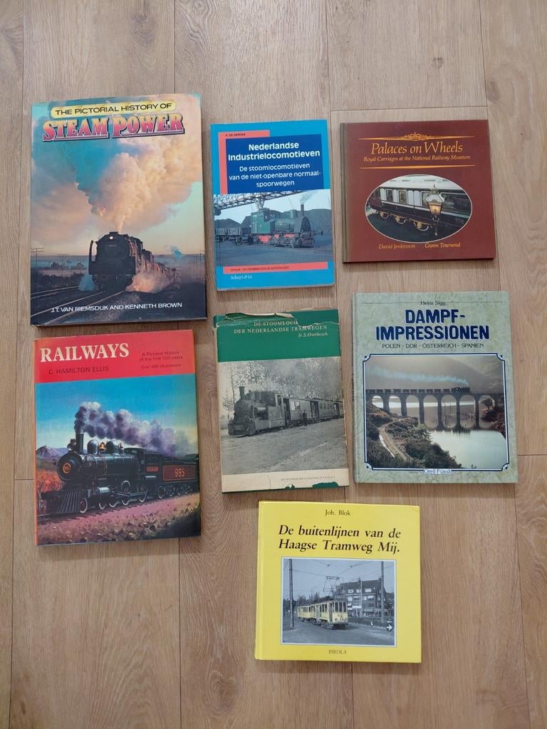 Diverse boeken over treinen, trams en stoomtreinen, Ophalen of Verzenden