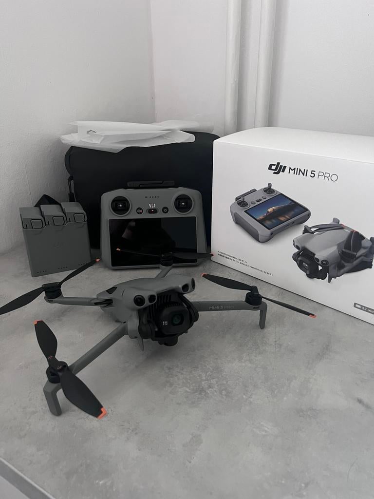 Dji mini 5 pro fly more combo, Audio, Tv en Foto, Drones, Ophalen of Verzenden, Zo goed als nieuw, DJI, Professionele drone