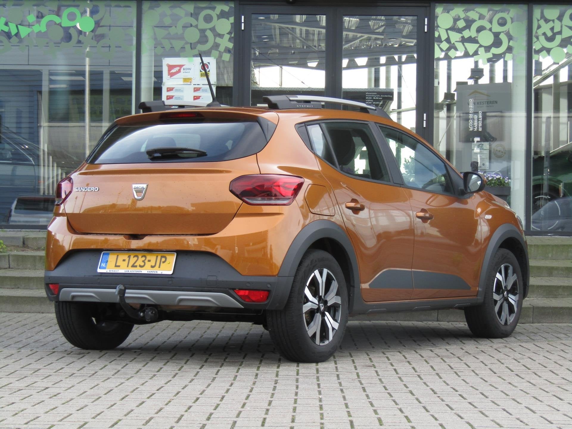 DACIA Sandero 1.0 TCe 110pk GPF Stepway Comfort / Trekhaak /, Auto's, Keurmerk '100% Onderhouden', Overige kleuren, Origineel Nederlands