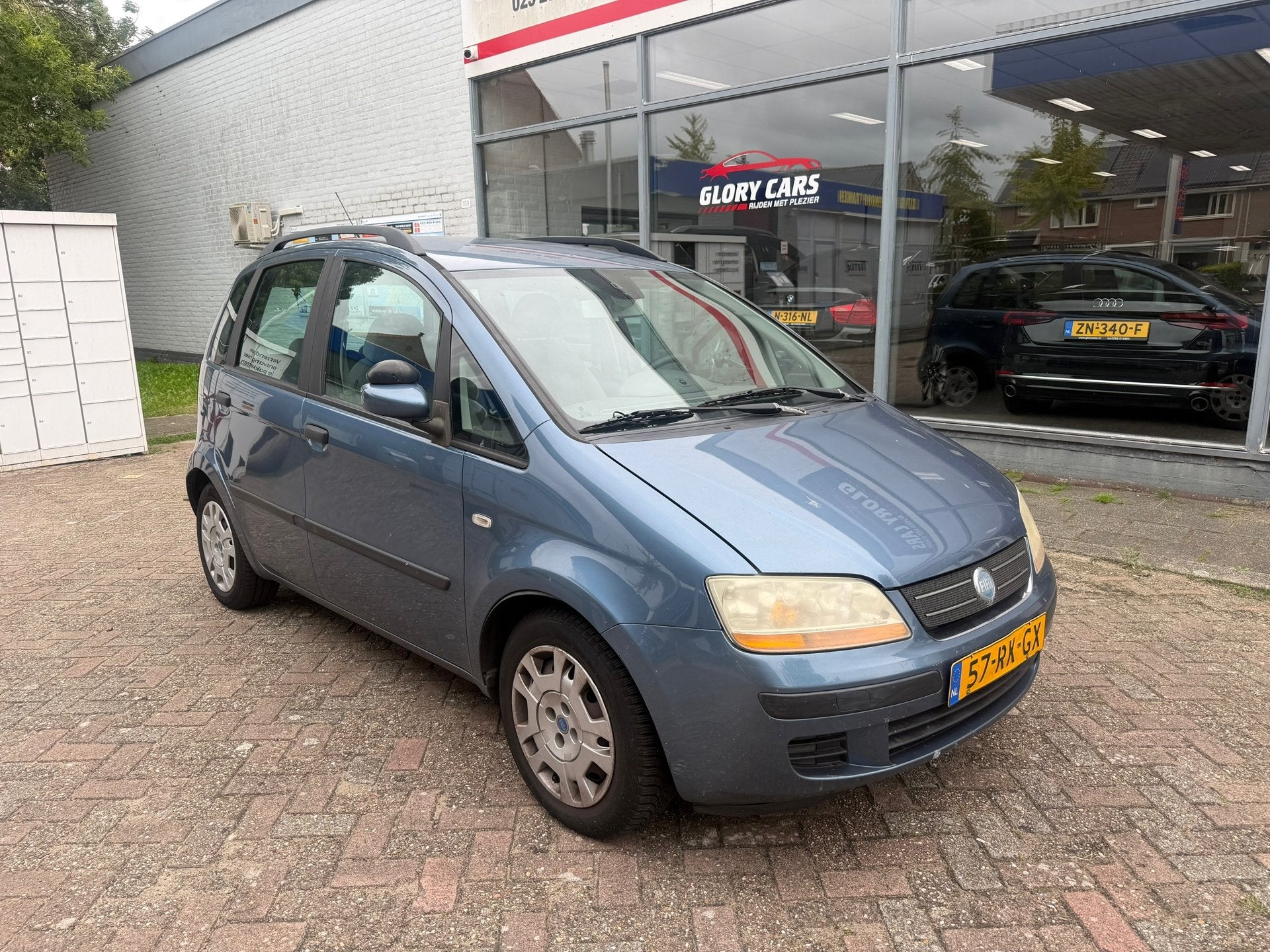 Fiat Idea 1.4-16V Dynamic Plus AUTOMAAT-EL.RAMEN, Auto's, Voorwielaandrijving, Stof, Gebruikt, Bedrijf