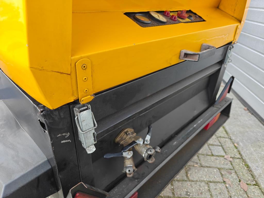 Mobiele compressor Atlas Copco XAS77 4,6 m3/min, Ophalen, Mobiel, Gebruikt, 800 liter/min of meer