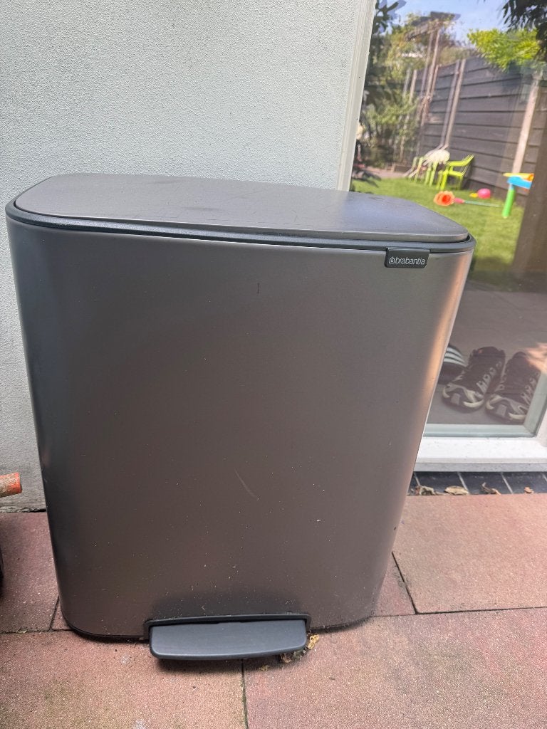 Brabantia prullenbak, Huis en Inrichting, Woonaccessoires | Prullenbakken, Ophalen, 50 – 75, Gebruikt, Met pedaal