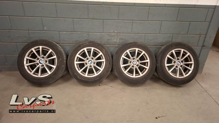 Velgen set + banden van een BMW 3-Serie, Gebruikt, -, -, Ophalen of Verzenden