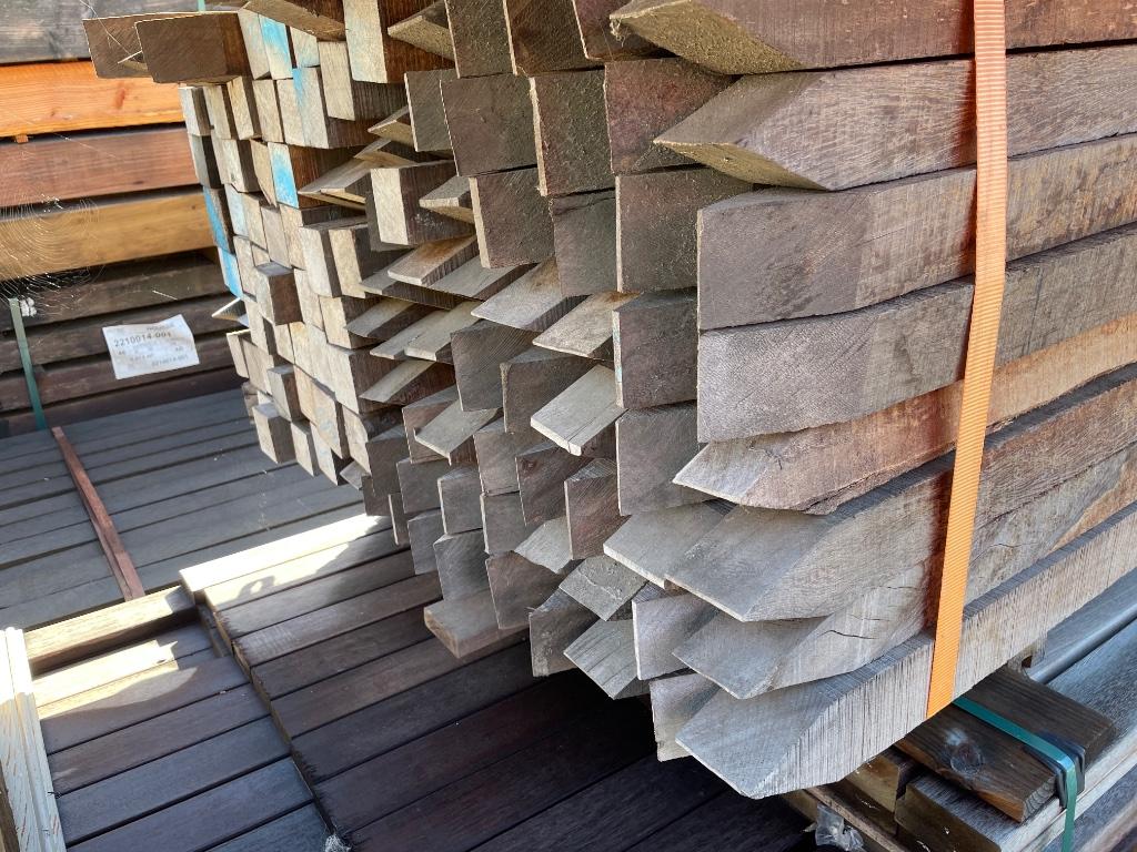 Azobe tuinpalen  3,20€ per meter  250 cm lang UITVERKOCHT, Ophalen, Palen, Nieuw, Hardhout