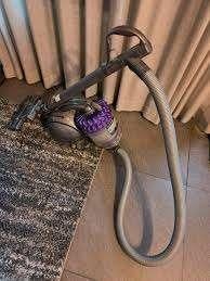 DEFECT: Dyson stofzuiger DC52, Witgoed en Apparatuur, Stofzuigers, Ophalen of Verzenden, Niet werkend, Reservoir, Minder dan 1200 watt