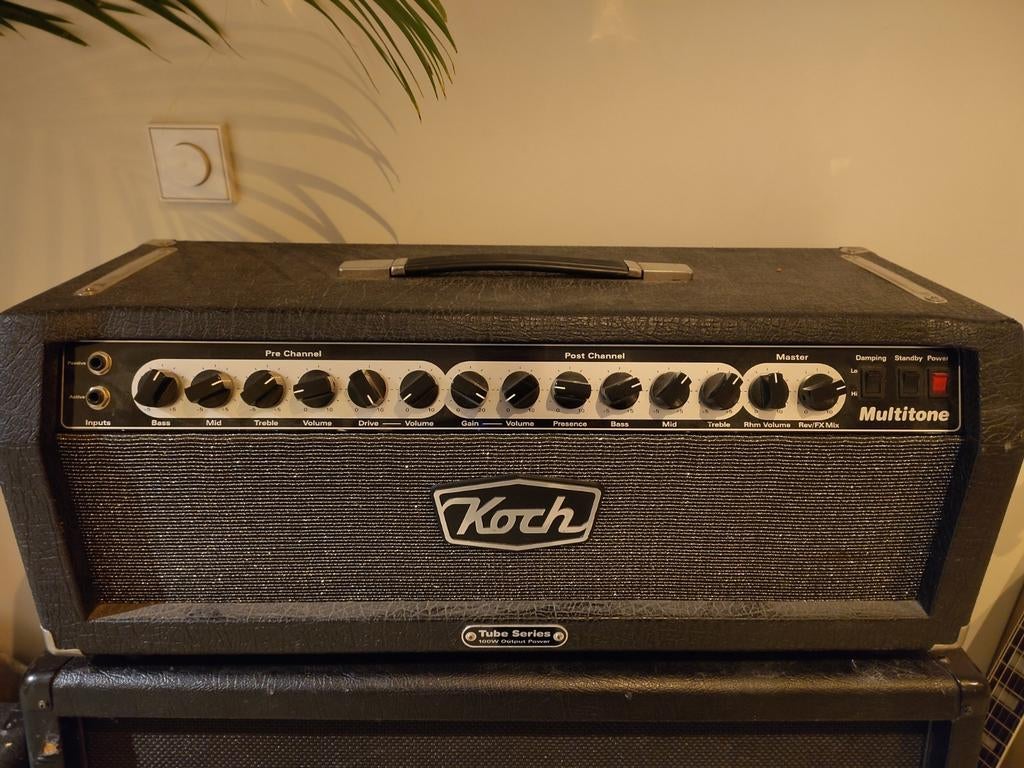Koch multitone 100 watt top + footswitch, Muziek en Instrumenten, Ophalen, Gebruikt, Gitaar, 100 watt of meer