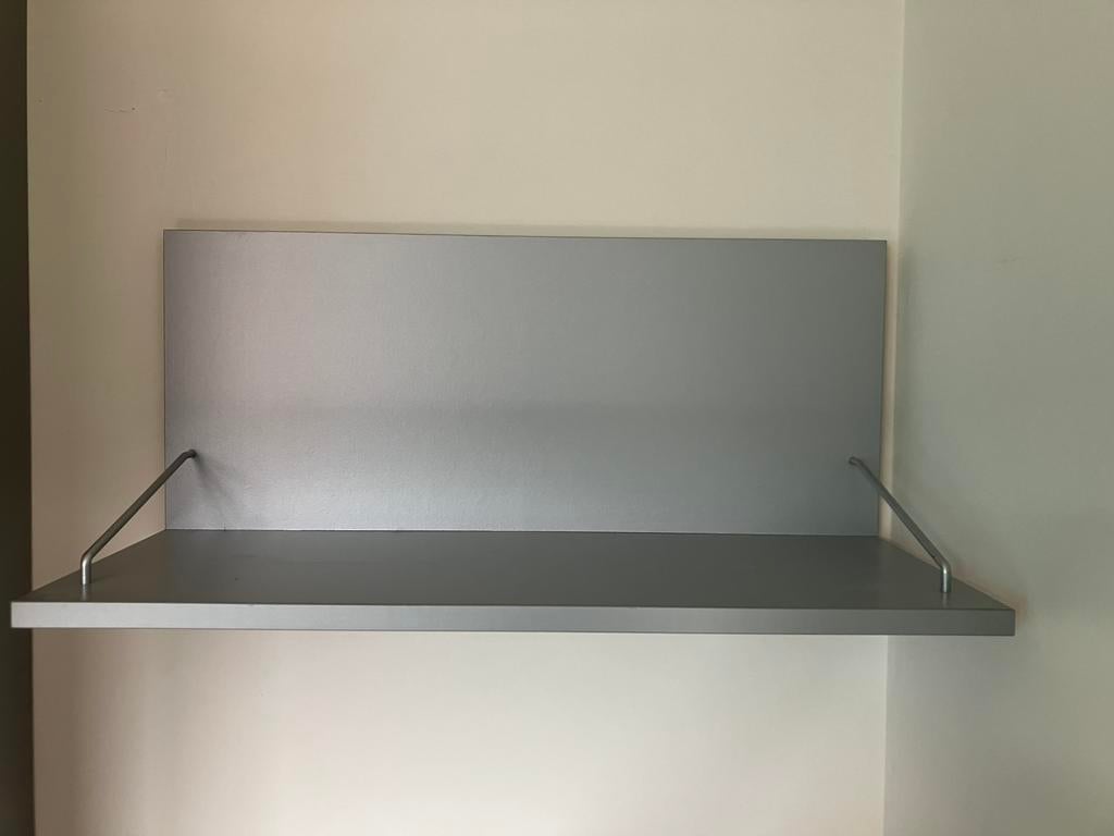 Boekenrek in grijs, Ophalen, Gebruikt