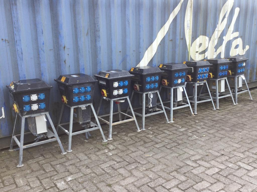 verdeelkast, werfkast, paddenstoel, bouwkast, Ophalen of Verzenden, Gebruikt, Stopcontact