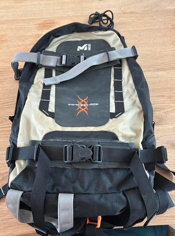 Millet totem 15 rugzak. Snowboard en ski op te binden, Ophalen of Verzenden, Zo goed als nieuw, 25 tot 40 cm, Overige merken
