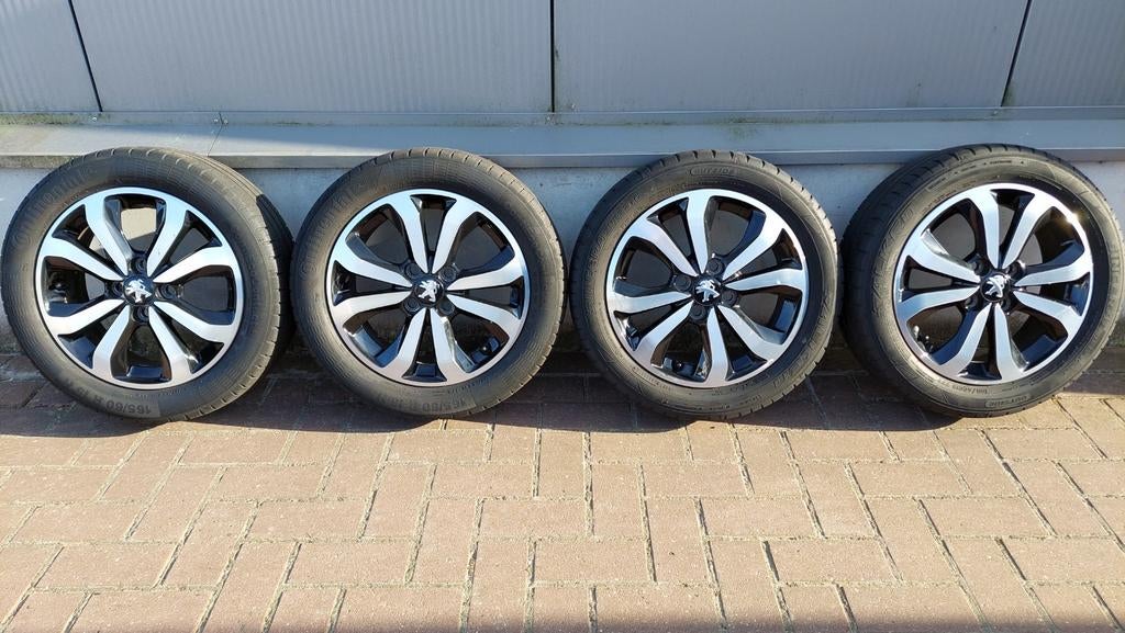 Lichtmetalen velgen Peugeot 108 Citroen C1 Aygo 165/60/15, Ophalen, Gebruikt, 15 inch, Banden en Velgen