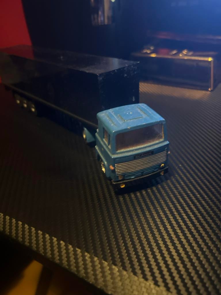 Scania miniatuur vrachtauto 1:50, Hobby en Vrije tijd, Ophalen of Verzenden, Gebruikt, Bus of Vrachtwagen, Overige merken