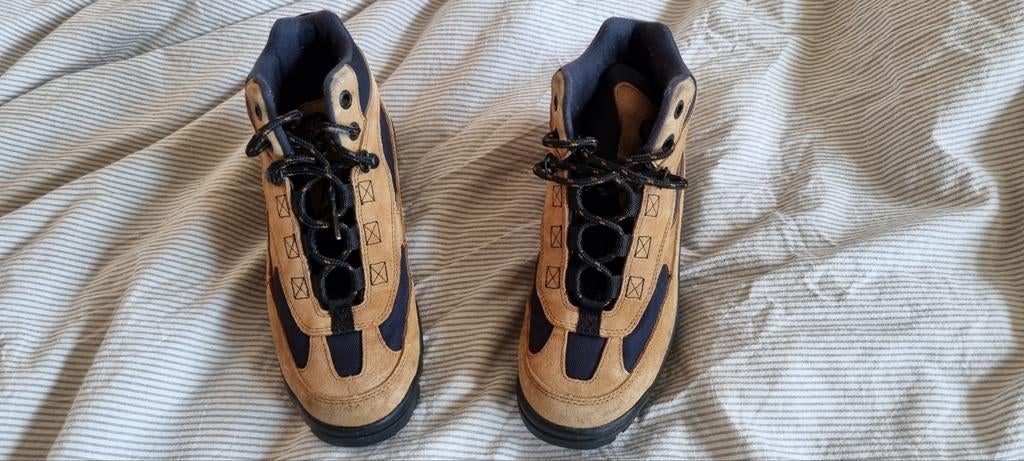 Hi-Tec Lady Durango Wandelschoenen Maat 38 (valt klein), Bruin, Ophalen of Verzenden, Hi-Tec, Gedragen