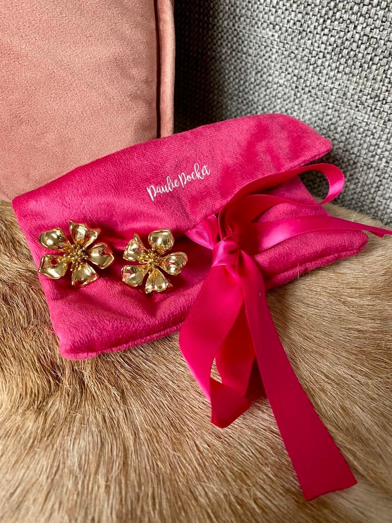 Stud flower earrings Paulie Pocket, Sieraden, Tassen en Uiterlijk, Oorbellen, Overige materialen, Verzenden, Zo goed als nieuw