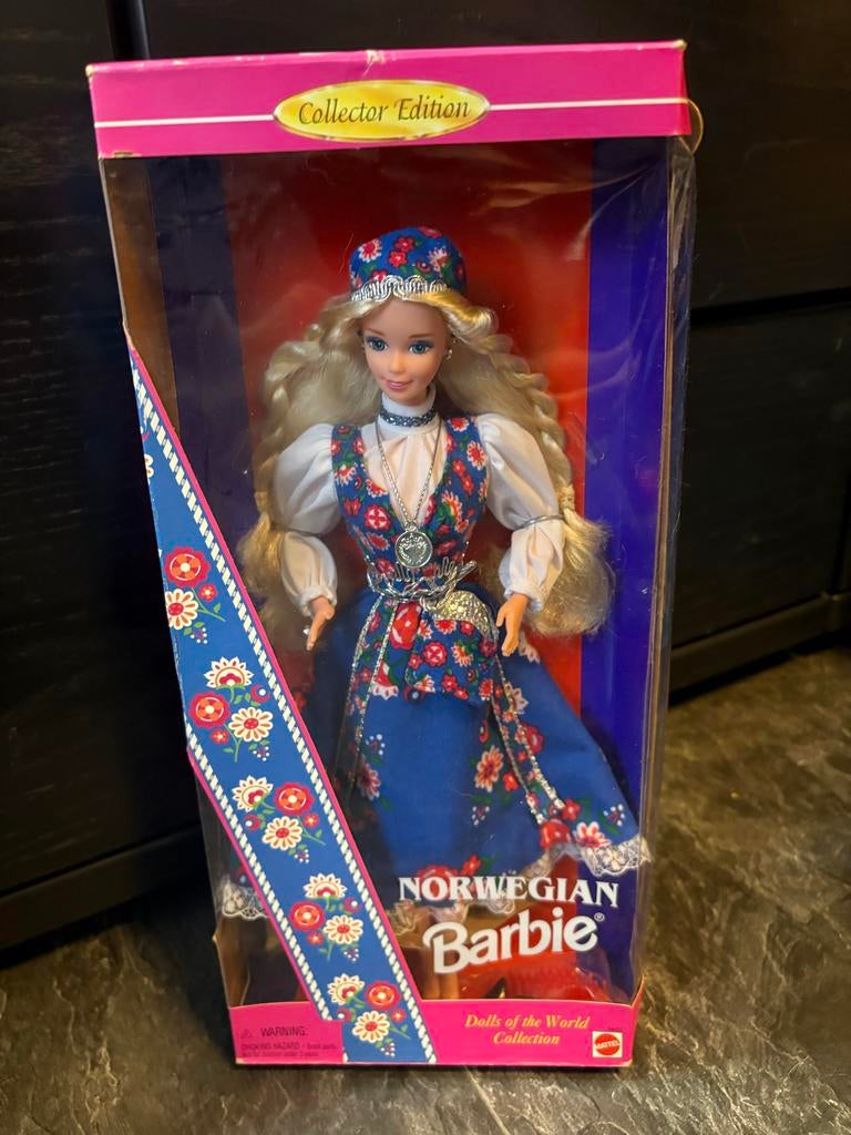 Norwegian Barbie Collector Edition - Nieuw in doos!, Kinderen en Baby's, Speelgoed | Poppen, Nieuw, Barbie, Ophalen of Verzenden