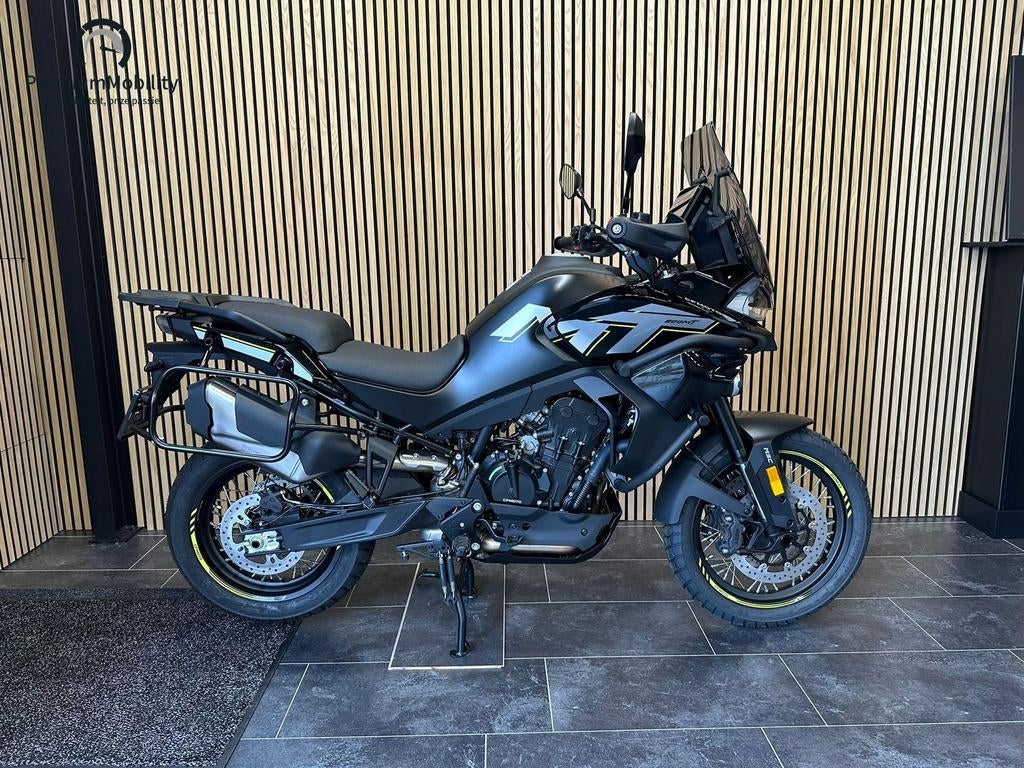 CFMOTO 800MT EXPLORE (ALL BLACK) - foto 3