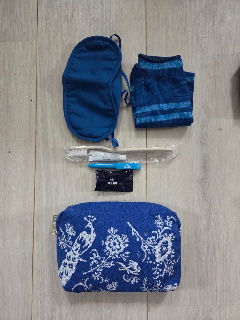 Rituals KLM comfort bag toilettas blauw wit, Sieraden, Tassen en Uiterlijk, Toilettassen, Ophalen of Verzenden, Nieuw, Blauw, Heer of Dame