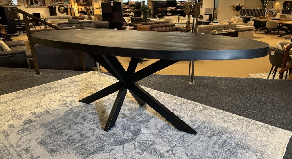 Eettafel ovaal 220cm Zwart MangoDirect/Leverbaar E-2180, #Eettafel#Ovaal#Zwart#Verjongd#Modern#Spinpoot#220, Meubelmarkt@home.nl
