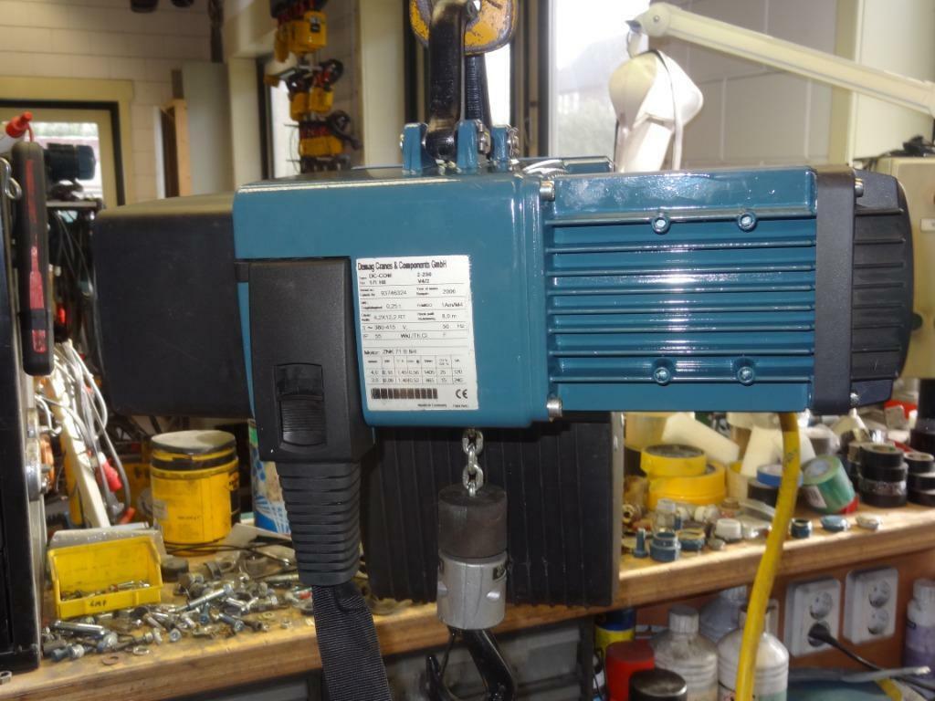 DEMAG kettingtakel 250 KG, Ophalen, Zo goed als nieuw