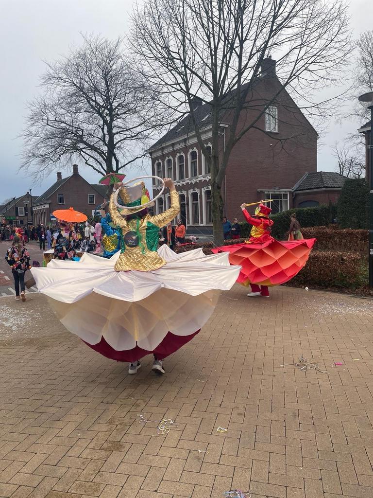 Origami jurken - 7 stuks - prijswinnende jurken, Ophalen, Carnaval, Maat 42/44 (L), Kleding