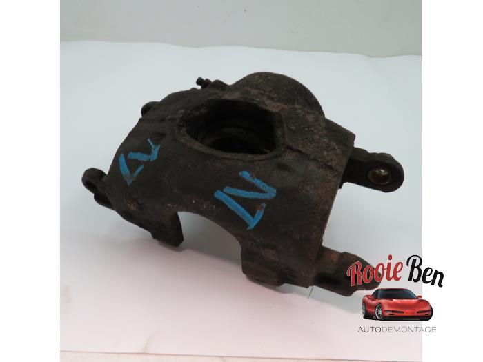 Remklauw (Tang) links-voor van een Chevrolet Astro, Gebruikt, -, Ophalen of Verzenden, -