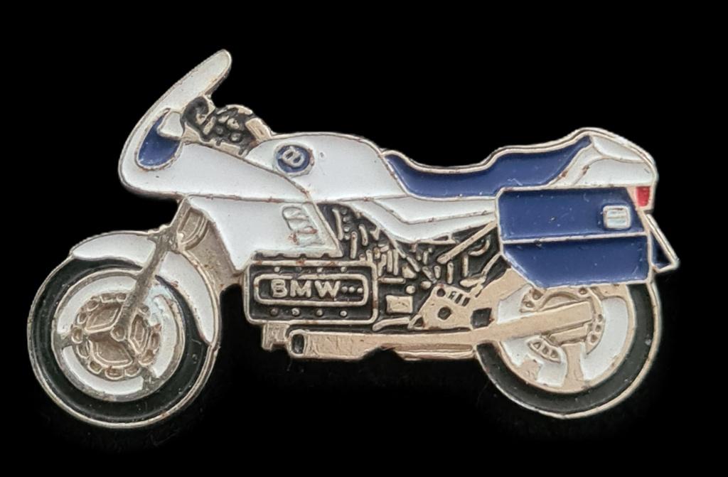 B.M.W. K100 serie pin- blauw-wit, Verzenden, Nieuw, Transport, Speldje of Pin