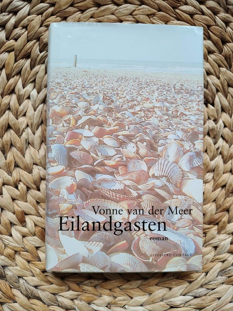 Vonne van der Meer - Eilandgasten, Ophalen of Verzenden, Zo goed als nieuw