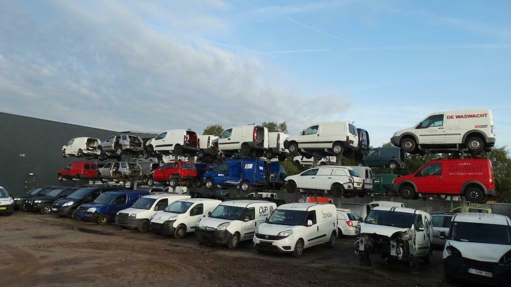 Veel onderdelen bedrijfsauto's opel vivaro movano combo etc!, Auto-onderdelen, Overige Auto-onderdelen, Ophalen, Gebruikt, Opel