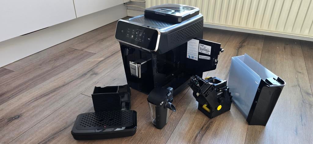 Philips LatteGo EP2331 Espresso Machine, Gebruikt, Espresso apparaat, Ophalen of Verzenden, 2 tot 4 kopjes